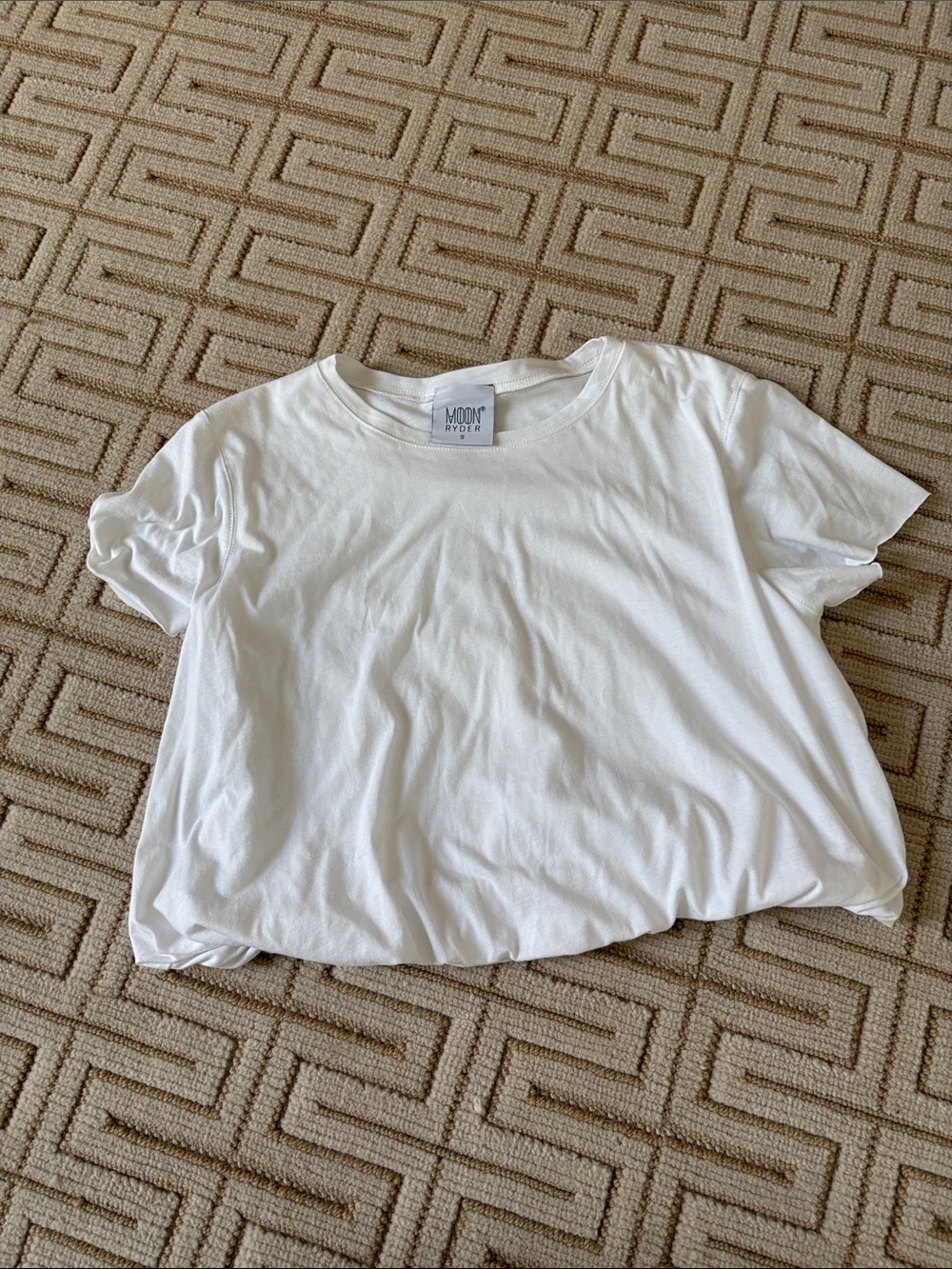 Moon River White Relaxed Cropped Tee